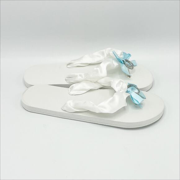 Oriental Trading Leave your mark in the Sand "Just Married" Flip Flops in White - Picture 3 of 5